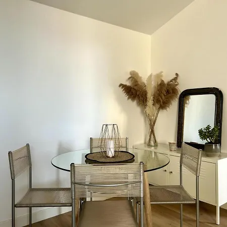 Wehost - Valentin Couturier - Croix-rousse: Pour 2 Pers Apartment Lyon